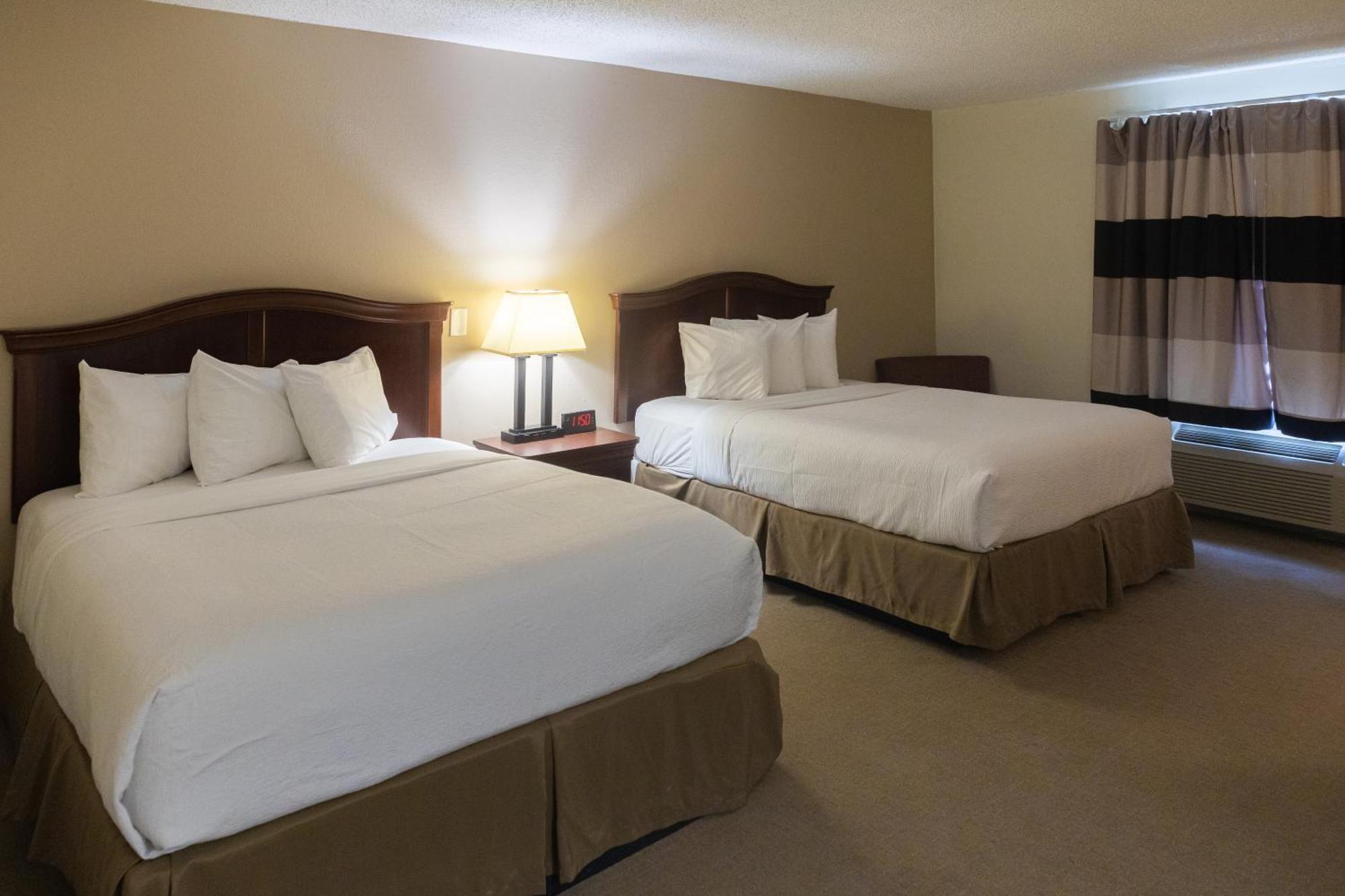 Cottonwood Suites Savannah Hotel & Conference Center Pooler Extérieur photo